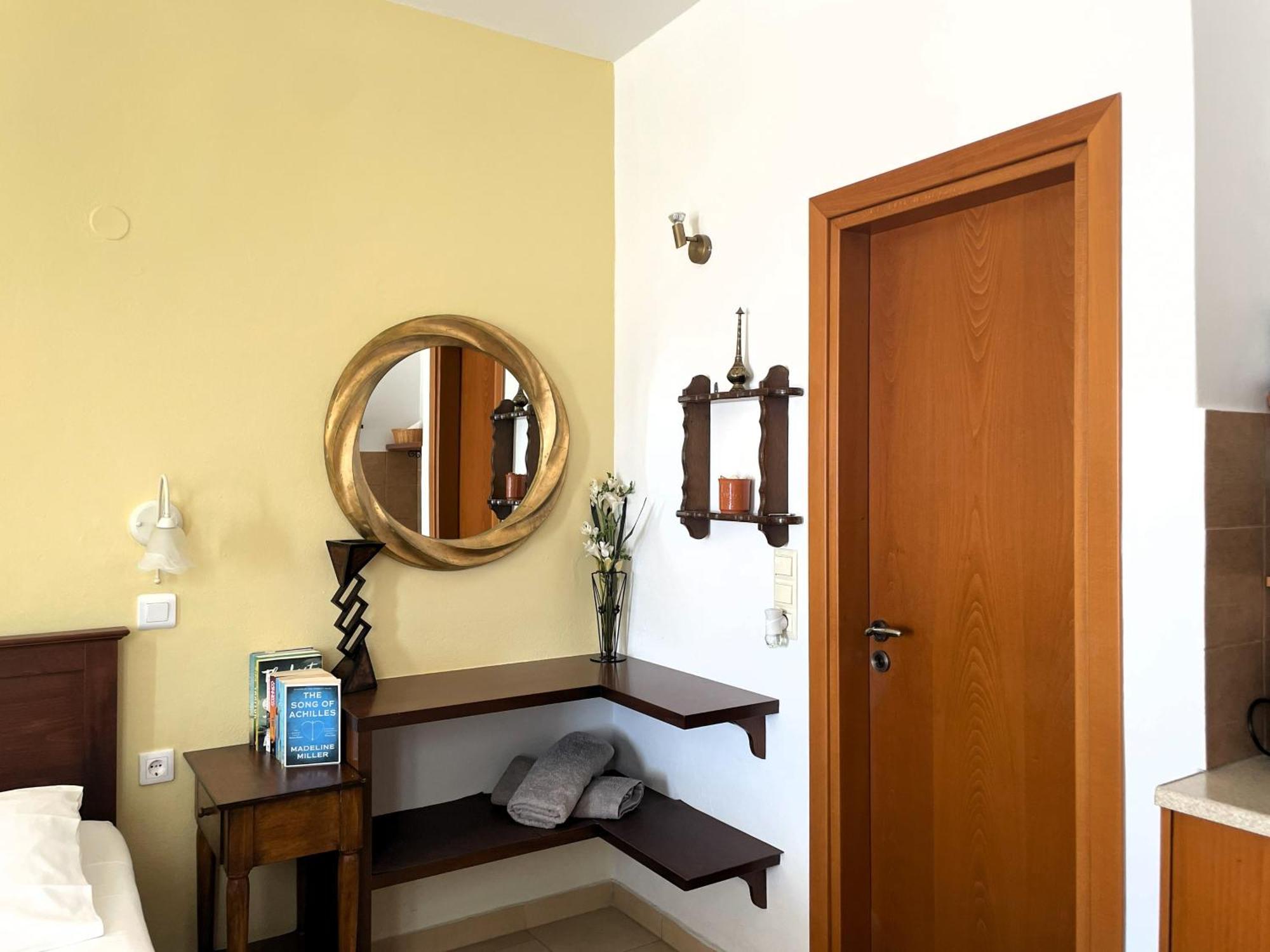 Nikelen Lindian Exclusive Apartments Ліндос Екстер'єр фото